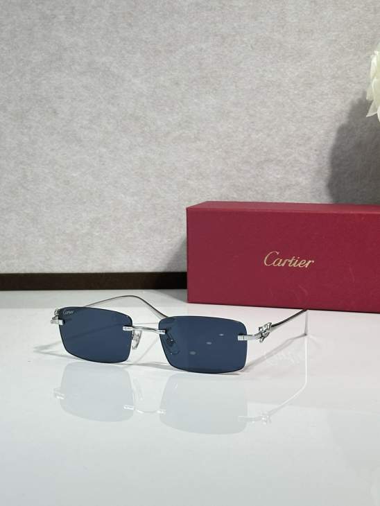 Picture of Cartier Sunglasses _SKUfw77816957fw